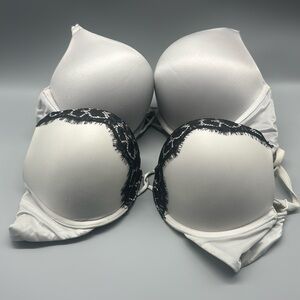 Victorias Secret Bombshell Plunge Bras (set of 2)